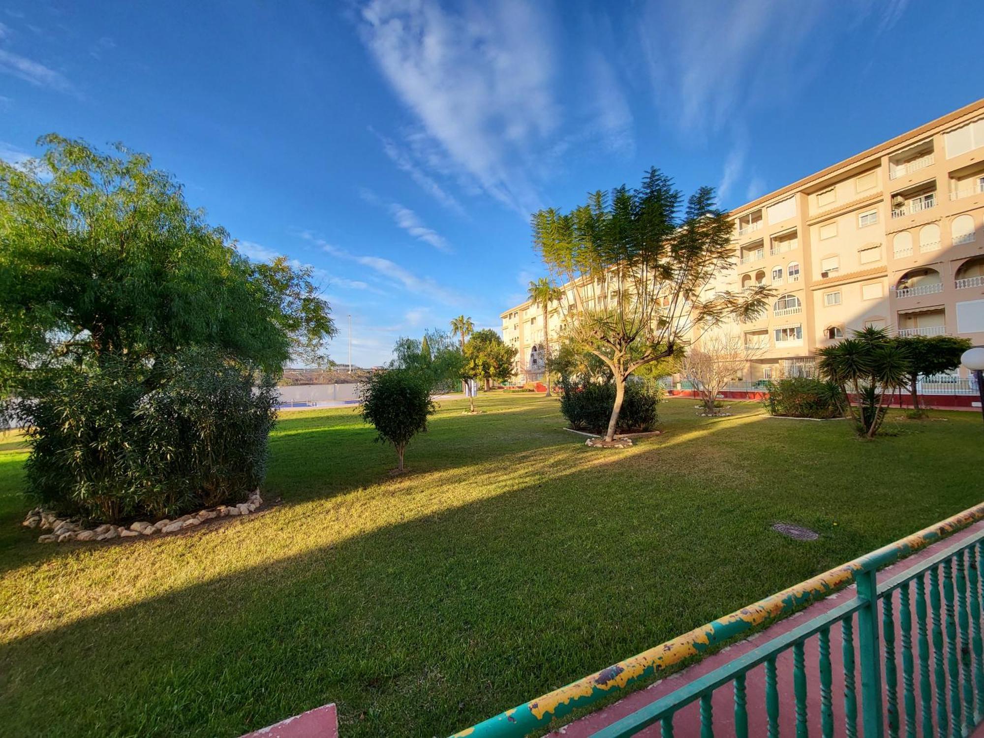 Appartamento Skyline 21 Torrevieja Esterno foto