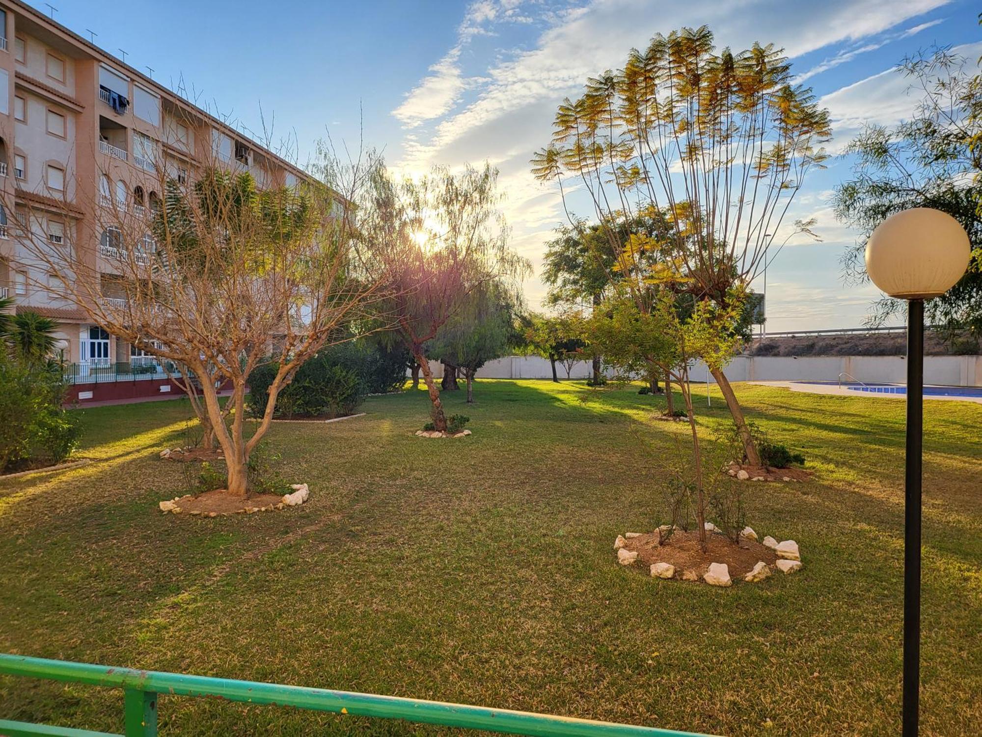 Appartamento Skyline 21 Torrevieja Esterno foto